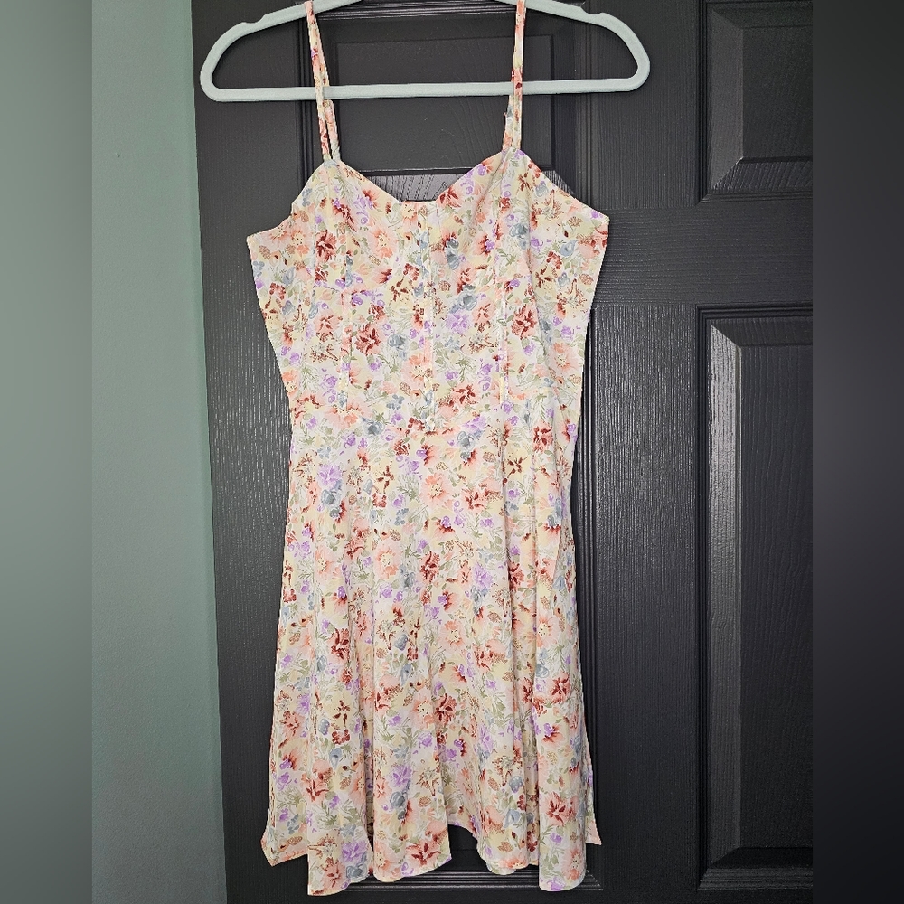 ZAFUL floral mini dress size small NWT